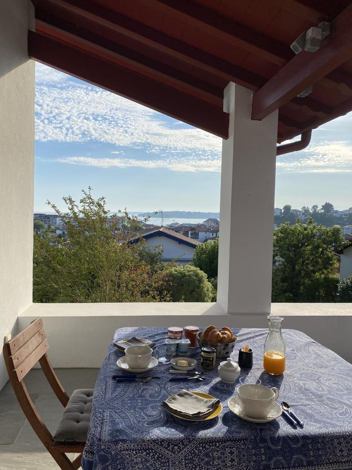 Calicho Bed and Breakfast Urrugne Εξωτερικό φωτογραφία